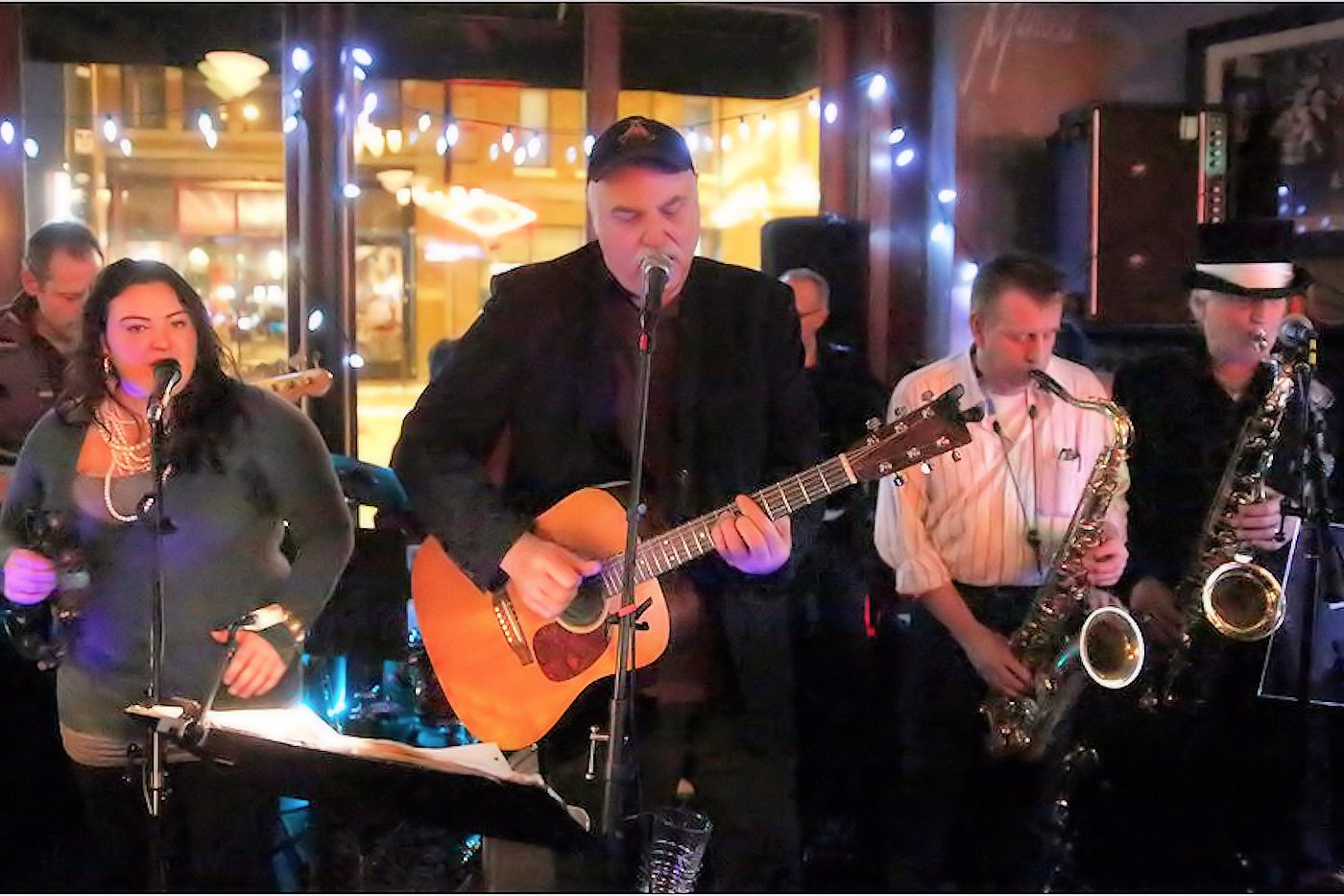 Wine Down with Rich Lewis Band with Gordon Thorne - North Shore Winery