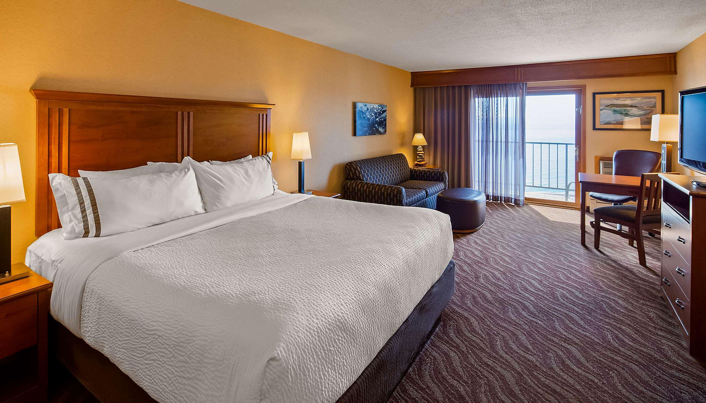 Grand Room King – Best Western Plus Superior Inn Grand Marais MN Grand Marais Lodging: Grand Room King - Best Western Grand Marais