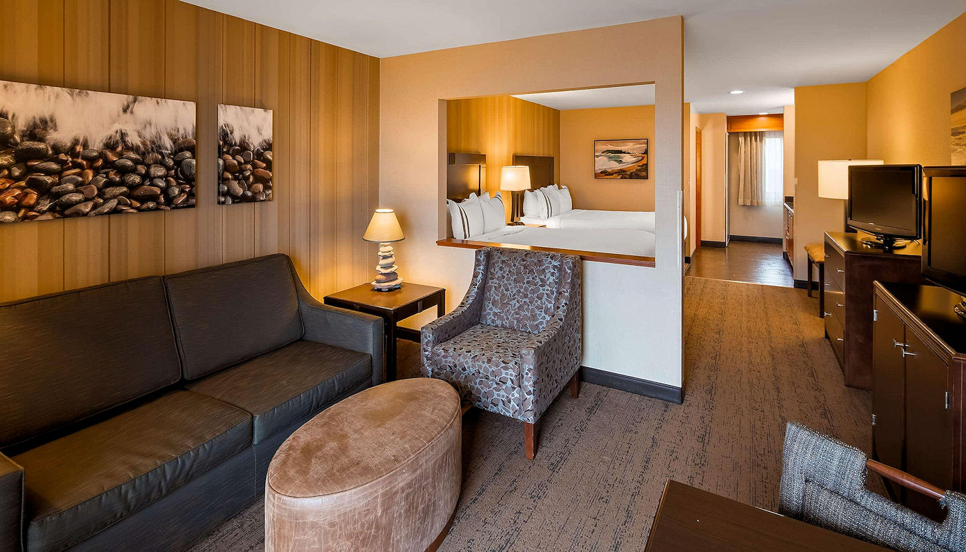 Grand Marais Lodging: John Beargrease Mini-Suite Grand Marais Lodging: John Beargrease Mini-Suite - Best Western Plus Grand Marais