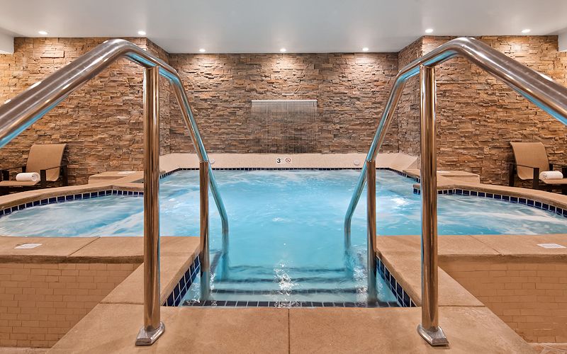 Giant Hot Tub at The Best Western Superior inn Grand Marais